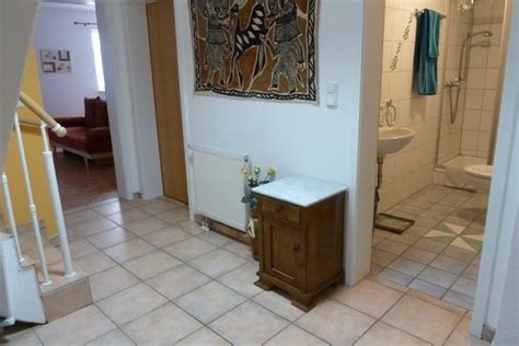 13 gut geschnittene mietwohnungen von 56 m² bis 122 m² erfüllen auch ihre wohnwünsche. Unterkunft Gehoben uni nahe Apartment in Mainz-Bretzenheim ...