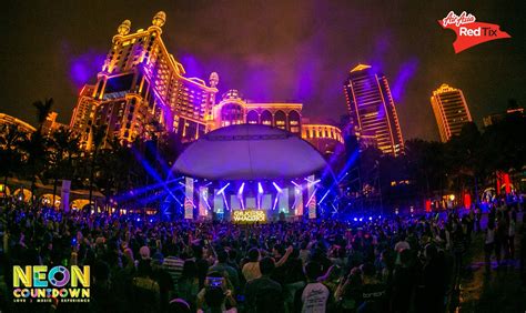 A wavepool at the sunway lagoon resort in kuala lumpur, malaysia. Malaysian Lifestyle Blog: Neon Countdown 2017 @ Sunway ...