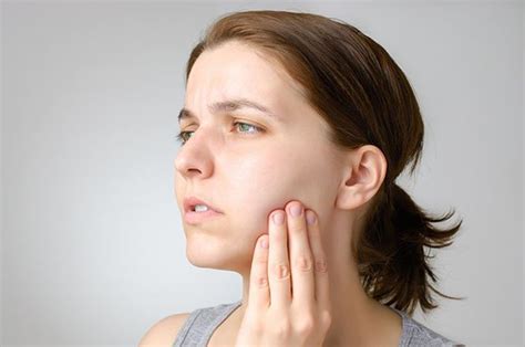 Toothache Top Causes Symptoms And Triggers