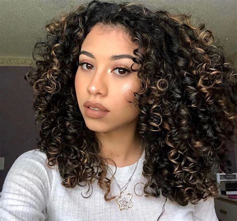 Pinterest Candyrizos Dyed Curly Hair Colored Curly Hair Black Curly Hair Curly Hair Tips Big