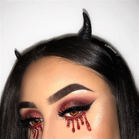Devilish Halloween Makeup Looks Even Beginners Can Pull Off In Beauty Makeup Devil