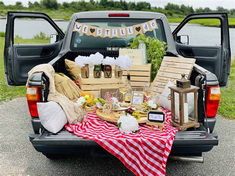 A Pick-Up Truck Picnic: The Ultimate Date Night Idea - Craft and Sparkle
