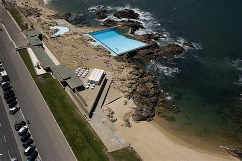 This is od1 / livro de marca / piscina das marés by ana rodrigues on vimeo, the home for high quality videos and the people who love them. As Piscinas de Marés de Leça da Palmeira, de Álvaro Siza ...