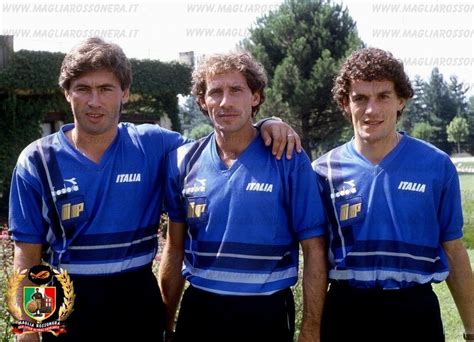 İtalyan profesyonel futbol menajeri ve ancelotti sadece biridir kazanmış üç yöneticileri uefa şampiyonlar ligi (iki kez, üç kez milan ile ve. Mondiali in Italia 1990
