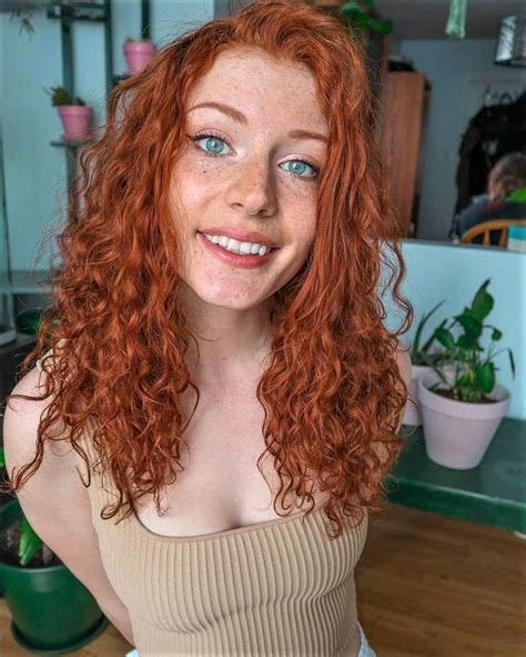 Beautiful Freckles Stunning Redhead Beautiful Red Hair Gorgeous