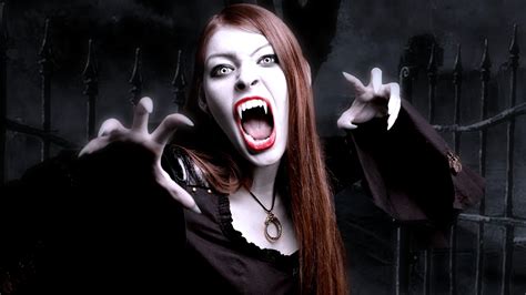 Download Dark Vampire HD Wallpaper