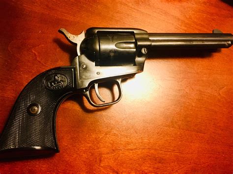 My Uncles Single Action Colt 22lr Revolver From The 1950s Rrevolvers