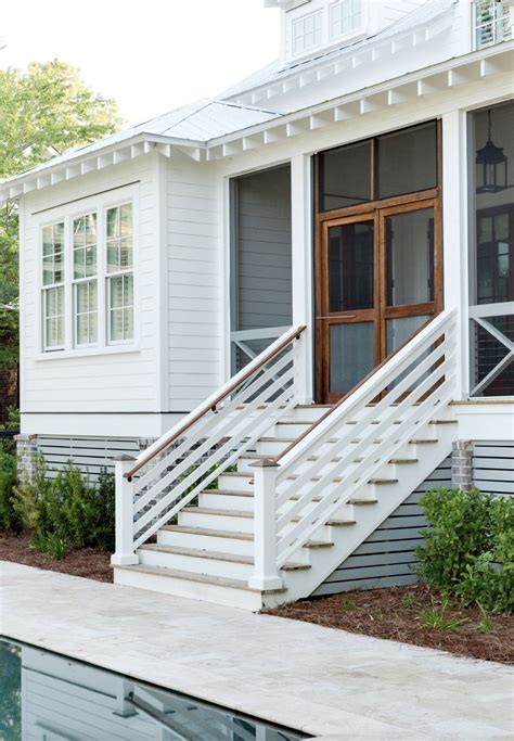 A Screened Back Porch House With Porch Porch Design Porch Stairs