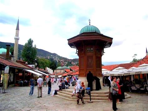 Bascarsija Barrio Turco De Sarajevo En Bosnia Vero Travel