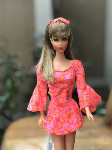 1967 twist n turn mod vintage barbie doll summer sand blonde color hair ebay vintage