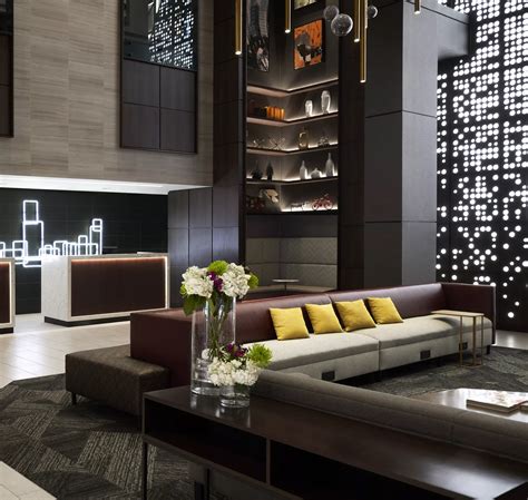 Hampton Inn & Suites | Modern Hotel Design in Chicago by NORR
