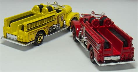 Two Lane Desktop Matchbox 1963 Mack Model B Fire Engine And Seagrave