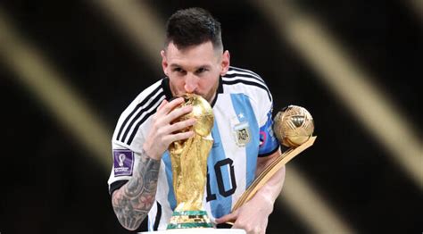3840x2160 Resolution Messi Kiss To Fifa Cup 2022 4k Wallpaper