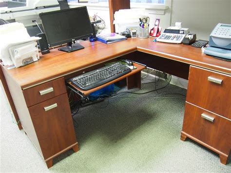 Full Size Office Desk Bodnarus Auctioneering