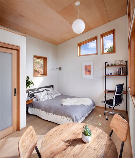 A Small Contemporary Guest House With Compact Living Home Design Lover