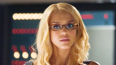 specs  sexy    hottest fictional female