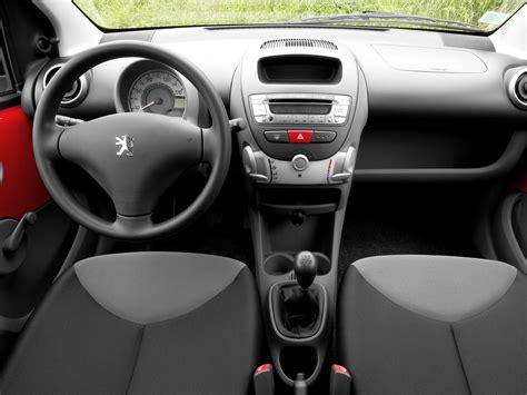 107 (one hundred and seven) is the natural number following 106 and preceding 108. PEUGEOT 107 3 Doors - 2005, 2006, 2007, 2008 - autoevolution