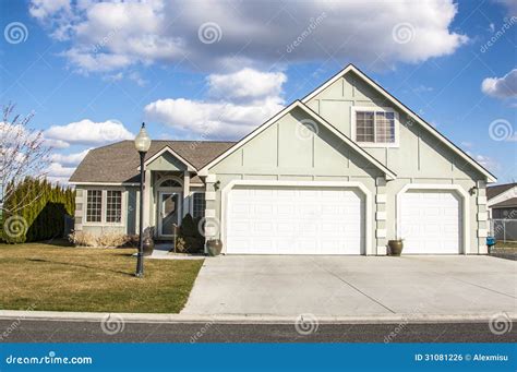 Suburban House Stock Photo Image Of Exterior Residence 31081226