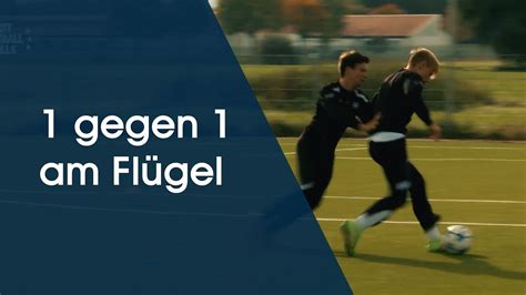 Gegen Am Fl Gel Fu Balltraining Am Deutschen Fu Ball Internat