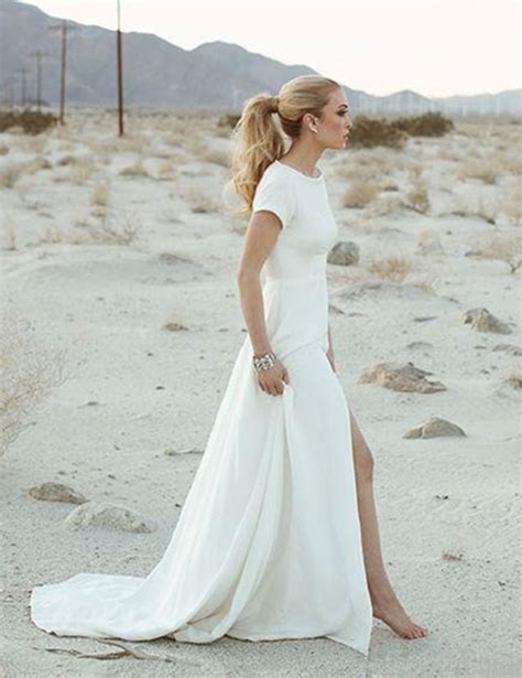 These simple wedding dresses are perfect for a walk down the beach! Top 20 Sexy Wedding Dresses With Slit