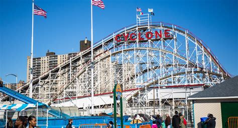 Photos Coney Island Amusement Parks Now Open For The Summer Gothamist
