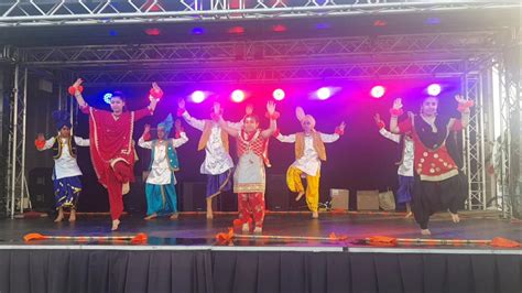 Bollywood And Bhangra Dance Academy Bhangra And Giddha Classes Melbourne Vic
