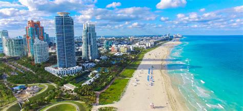 Guide to south beach miami nightlife, bars & night clubs, restaurants, hotels, shopping, entertainment & events. Your luxury travel guide to Miami South Beach | Luxury ...