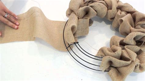 How To Make A Burlap Wreath Step By Step Pelajaran