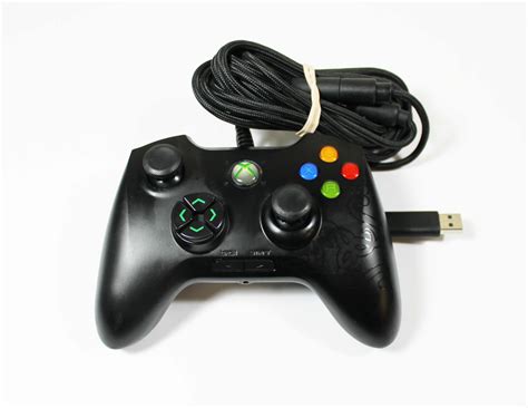 Note a standard xbox 360 wireless controller can be connected to a windows pc, but you must have an xbox 360 wireless gaming receiver to play games, even if you have an xbox 360 play & charge kit. Xbox 360/PC Razer Sabertooth Elite USB Controller