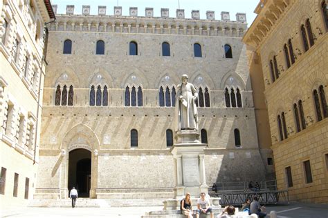 In questa pagina puoi seguire l'andamento delle azioni banca monte dei paschi di siena in tempo reale grazie al grafico messo a disposizione da plus500, broker internazionale specializzato in trading su. File:Banca Monte dei Paschi di Siena. Siena, Italy.JPG ...