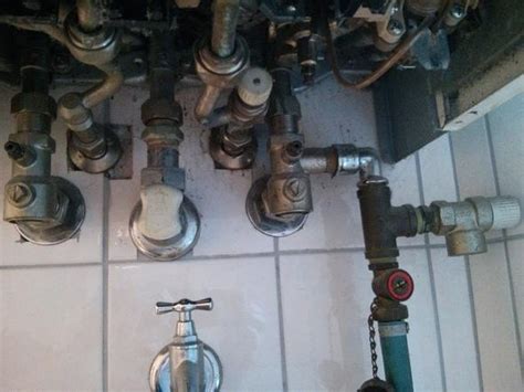 De producten van vaillant zijn betrouwbaar en energiezuinig. Gastherme Druck zu niedrig/Wasser nachfüllen (Reparatur ...