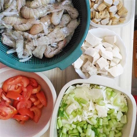 1 siung bawang putih 1 mangkuk kulit dan kepala. Mee Kuah Udang Lipan