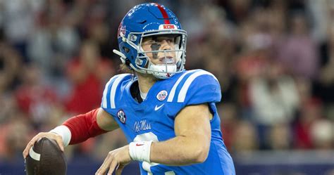 Long Shot Cfb Transfer Ideas For Big Name Qbs Who May Lose Key Position Battles News Scores