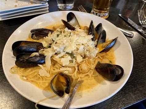 Latitude Seafood 245 Photos And 375 Reviews 15532 Wc Commons Way
