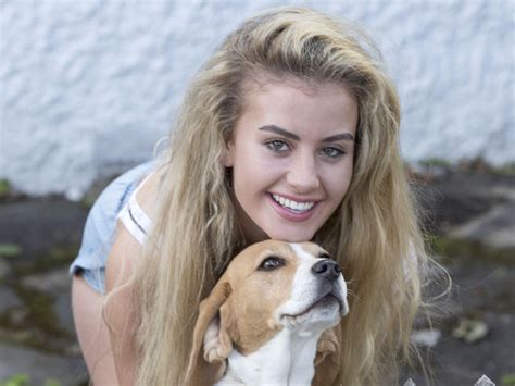 Chloe Ayling Video Shows Model Retracing Movements In Italian House