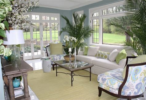 From that windows, the sun gets through and the room is full of light and warmth. Impressive sun room concept Ideas
