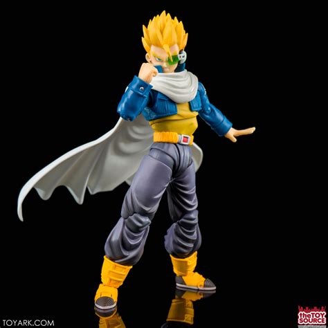 04:18 i want more usable characters! S.H. Figuarts DBZ Trunks and Time Patroller Galleries - Toy Discussion at Toyark.com