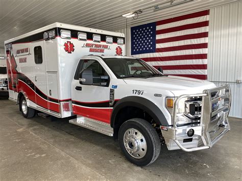 Delivery 49474 2020 Ford F450 Heavy Duty 4x4 Arrow Ambulance