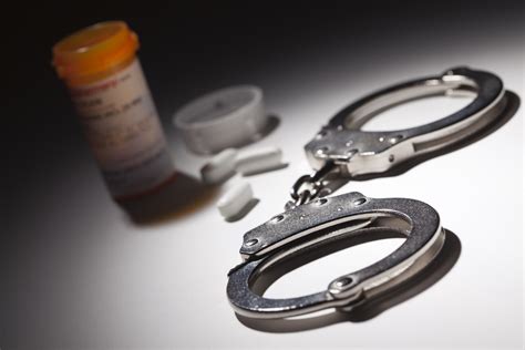 4 Reasons You Should Hire An Experienced Drug Crime Attorney