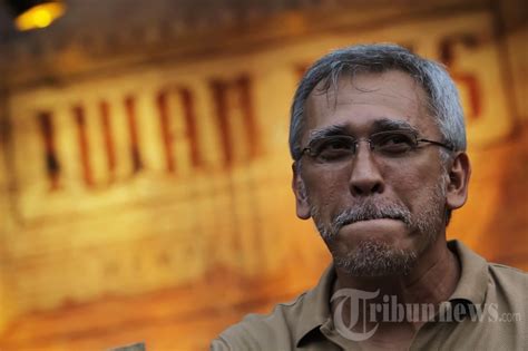 Sejarah oi oi didirikan oleh virgiawan listanto dan penggemar iwan fals dalam silaturahmi nasional di desa leuwinanggung kecamatan c. Iwan Fals, Foto 5 #654772 - Tribunnews.com