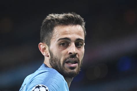 According to portuguese transfer specialist pedro almeida, arsenal. Manchester City: Bernardo Silva unterschreibt Langzeitvertrag