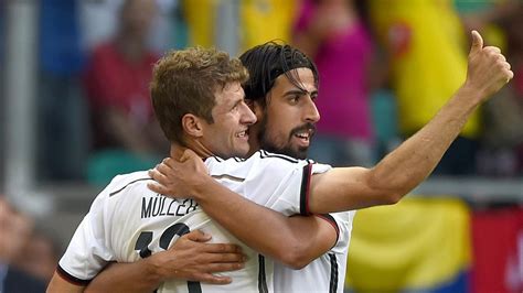 He was named the best young player of the tournament and won the golden boot as the tournament's top scorer, with five goals and three thomas muller receives his world cup awards. Thomas Muller-World Cup 2014 Final Germany HD Wallpaper 02 ...
