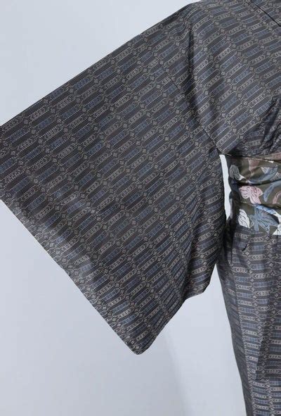 Vintage 1950s Silk Kimono Robe Blue And Black Dotted Ikat Thisbluebird