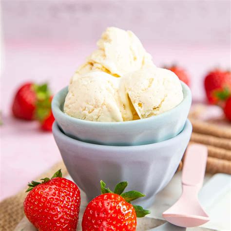 No Churn Vanilla Ice Cream No Condensed Milk Helen S Fuss Free Flavours