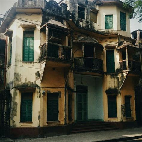 this insta project celebrates the beauty of kolkata s heritage buildings