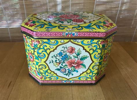 Vintage Octagon Shaped Floral Hinged Tin Box Design By Daher Made
