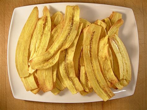 Eat With A Spoon Plantain Chips With Fast And Easy Guacamole