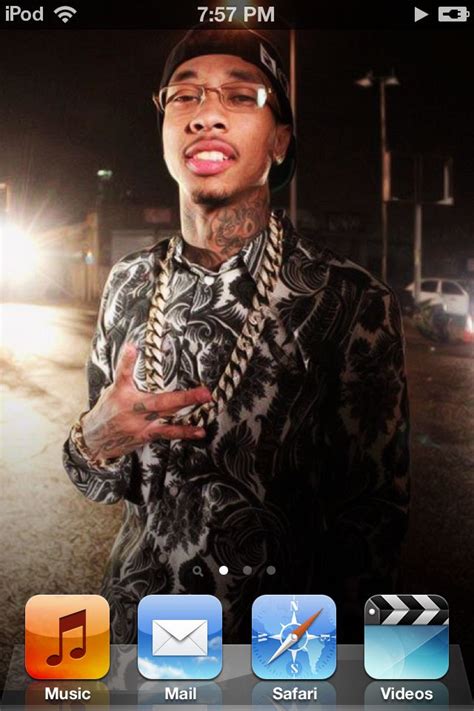 Inspiation To Wear My Glasses Mens Fashion Tyga Handsome