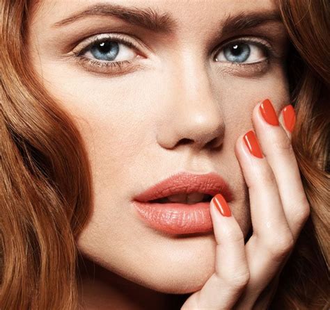 How To Rock Coral Lips The Proper Way Coral Lips Coral Makeup