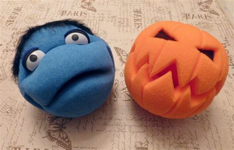 Whether you're in the classroom or children of all ages like to play with and can learn how to make puppets. Using Foam Balls to Make Puppets - Homeslice Puppetry ...